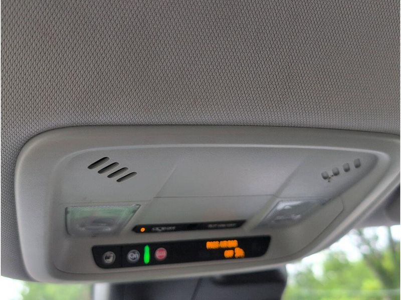 Used 2023 Chevrolet Malibu LTImage 28