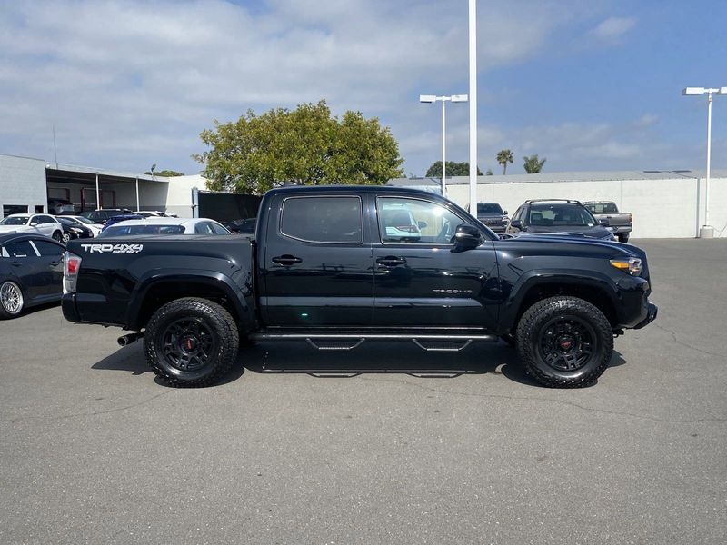 2020 Toyota Tacoma 4WD TRD SportImage 3