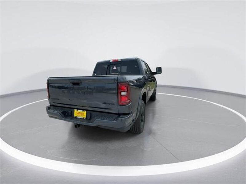 2025 RAM 1500 Big Horn Crew Cab 4x4 5