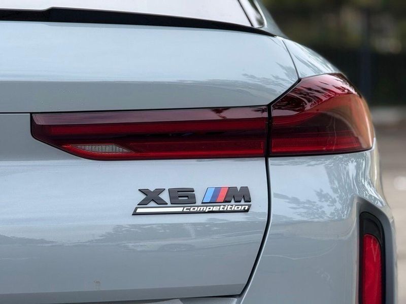 New 2026 BMW X6 M CompetitionImage 14