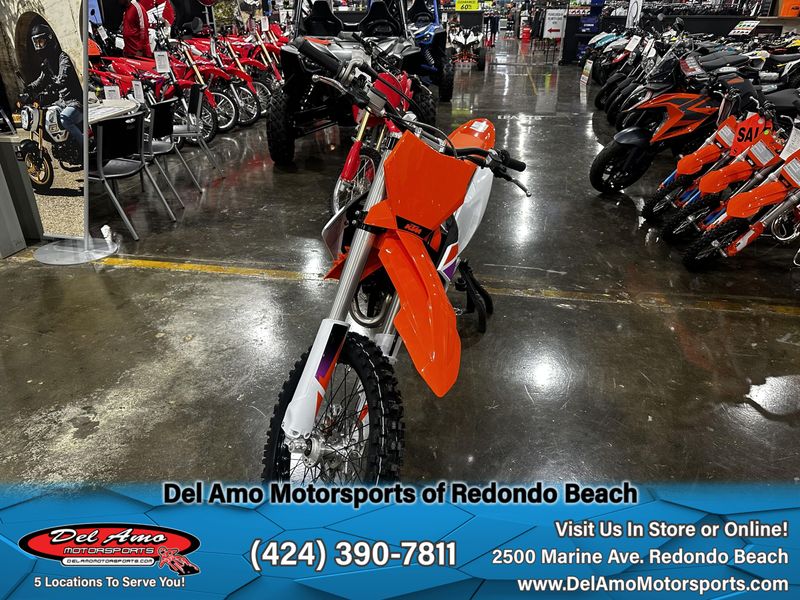 2024 KTM 350 SX-F  in a ORANGE exterior color. Del Amo Motorsports of Redondo Beach (424) 304-1660 delamomotorsports.com 