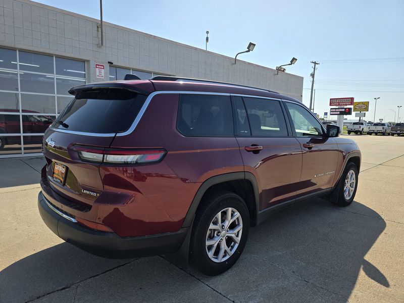 Used 2022 Jeep Grand Cherokee L LimitedImage 8