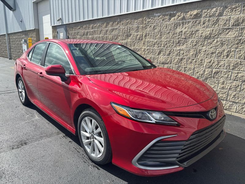 2024 Toyota Camry LE photo 3