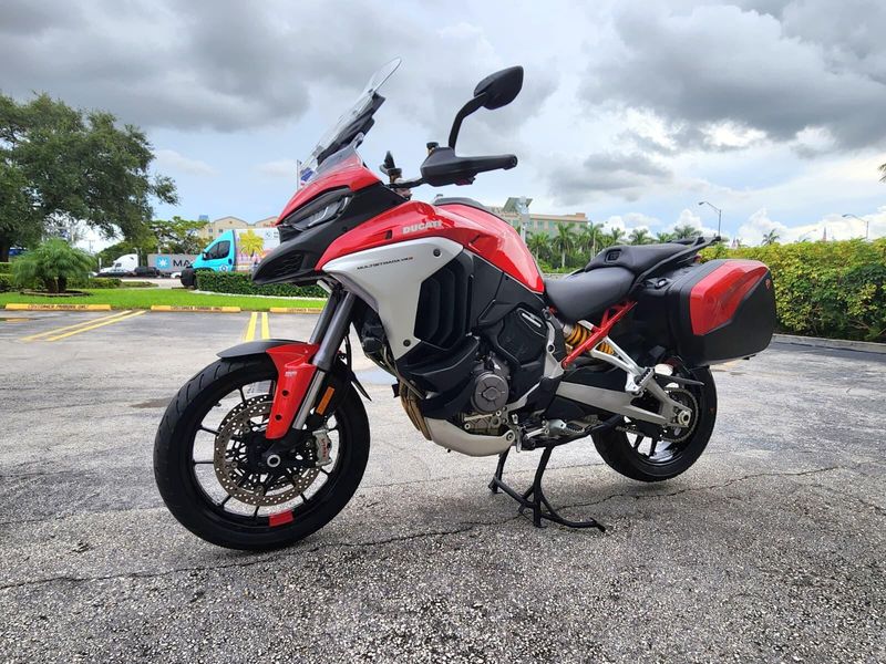 Used 2022 Ducati MULTISTRADA V4 S Image 4