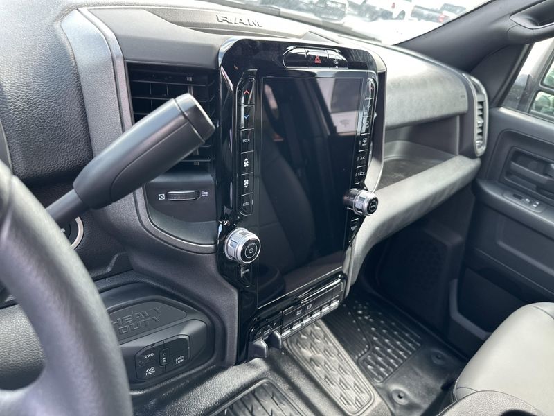 New 2025 RAM 3500 Tradesman Crew Cab Chassis 4x4 60