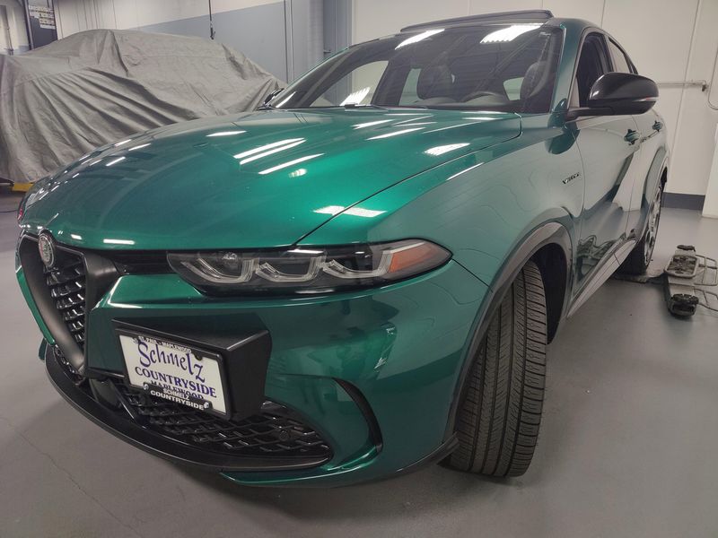 2024 Alfa Romeo Tonale Veloce Premium eAWD w/Sunroof/ActivImage 11