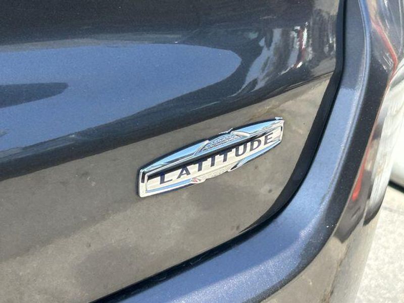 Used 2018 Jeep Compass LatitudeImage 6