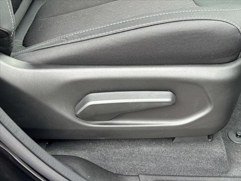 New 2026 Jeep Grand Cherokee L Laredo 4x2
