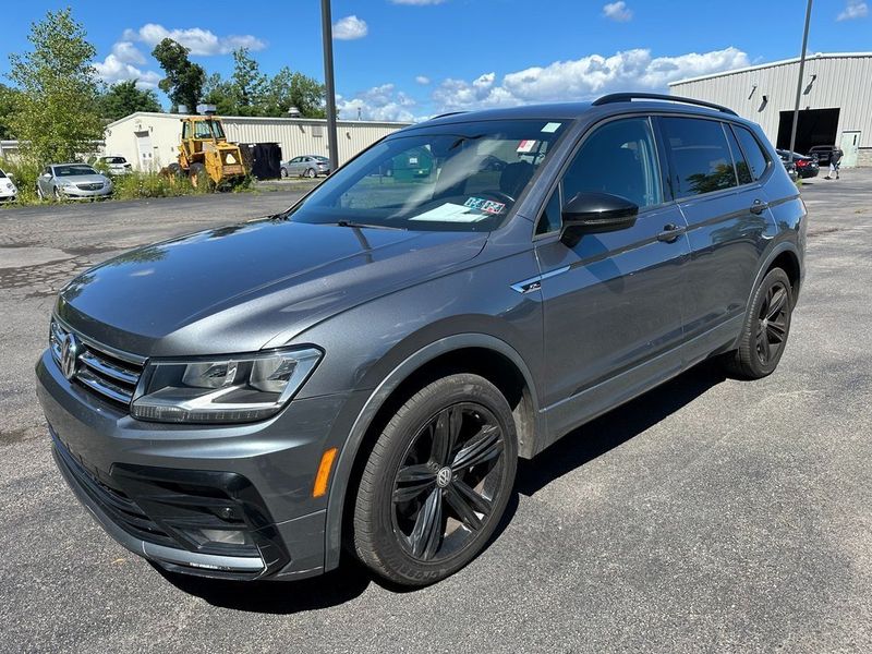 2019 Volkswagen Tiguan 2.0T SEL R-LineImage 10