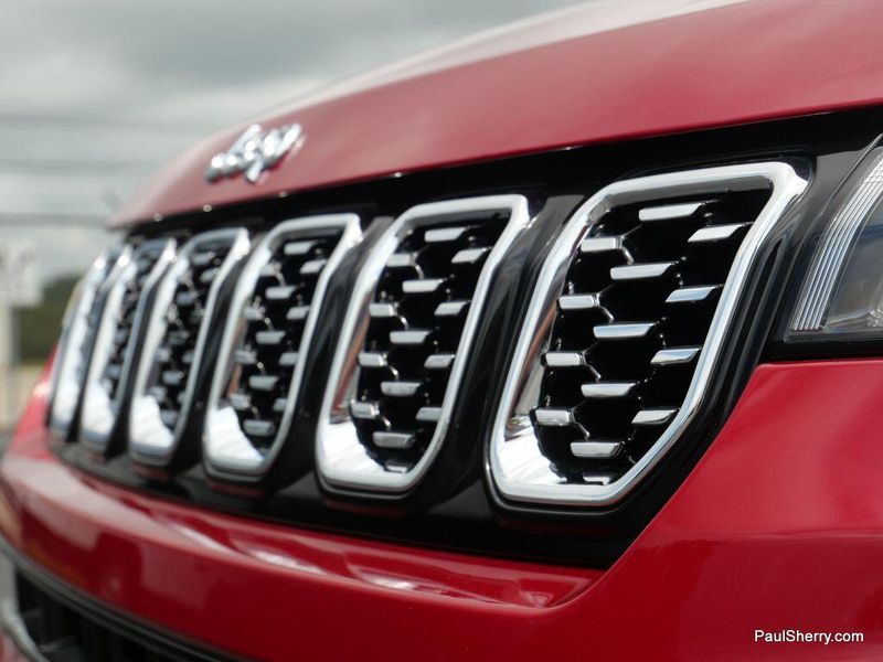 New 2025 Jeep Compass Limited 4x4