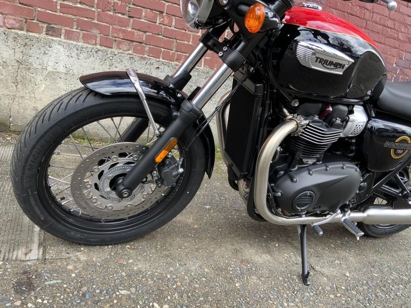 2026 Triumph BONNEVILLE T100