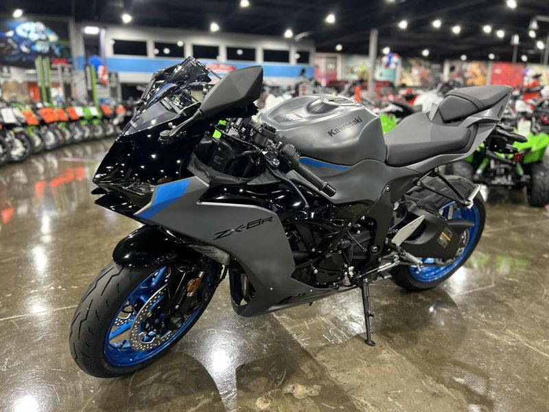 New 2026 Kawasaki NINJA ZX-6R ABS Image 7