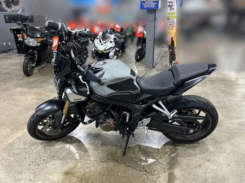 Used 2024 Honda CB650R ABS Image 18