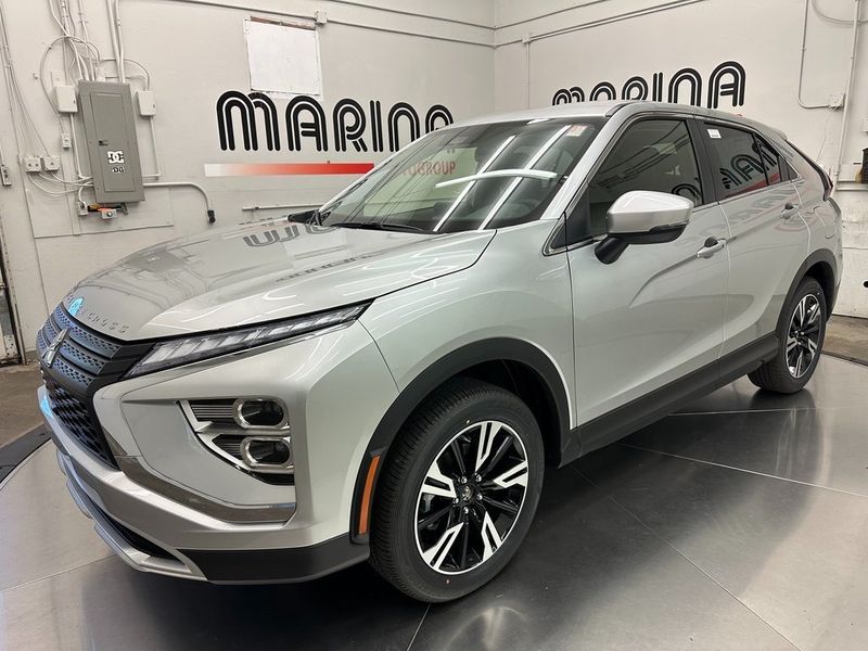 2024 Mitsubishi Eclipse Cross SEImage 6