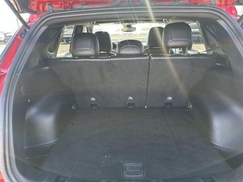 Used 2023 Jeep Compass LimitedImage 13