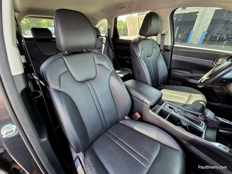 Used 2024 Kia Sorento S