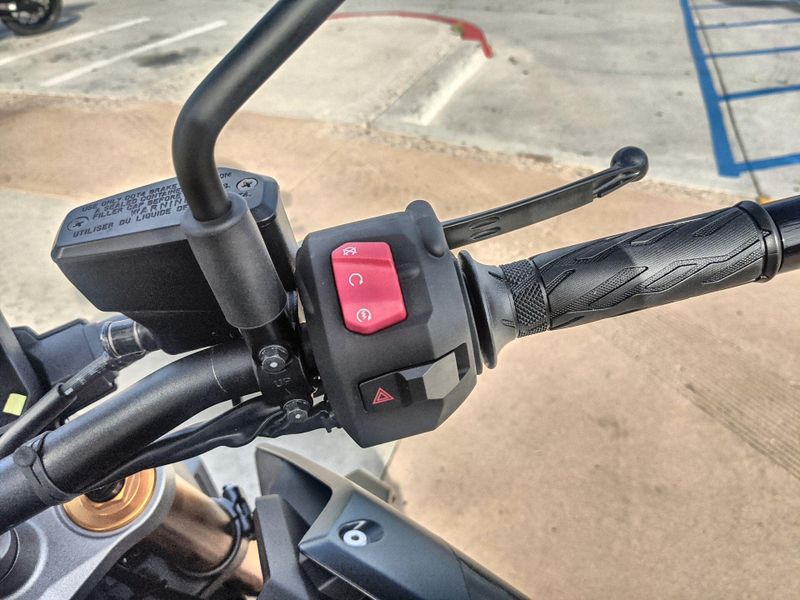 New 2027 Suzuki GSX-S1000 Image 10
