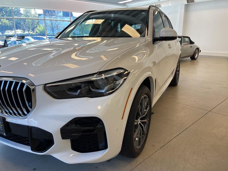 2023 BMW X5 xDrive40iImage 4