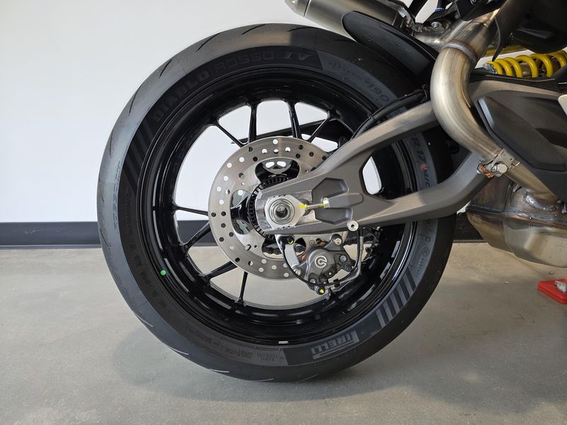 New 2026 Ducati Streetfighter V2 