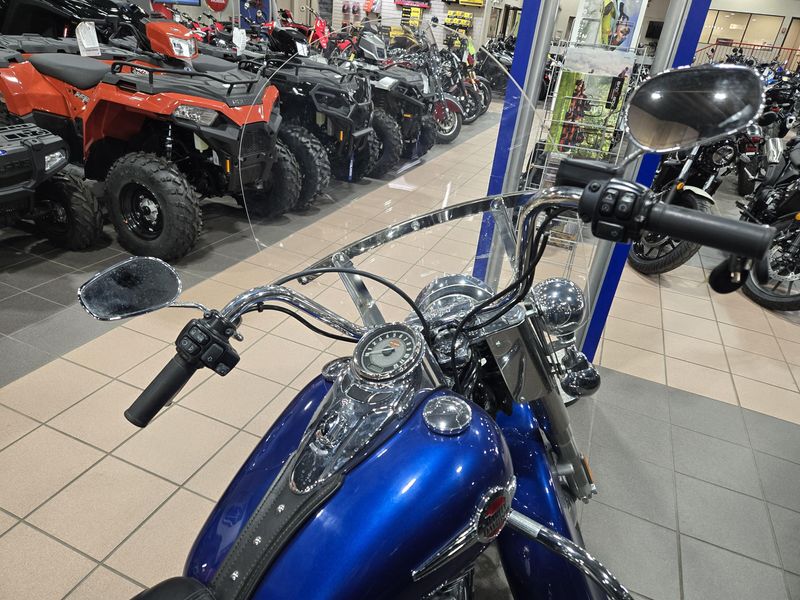 USED 2016 HARLEY HERITAGE SOFTAIL CLASSIC Image 8