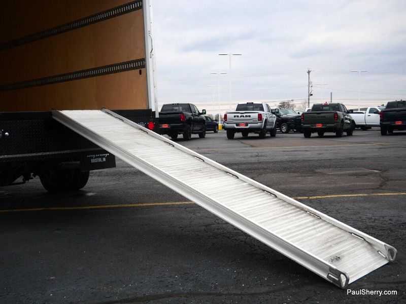 New 2026 RAM 5500 Big Horn Chassis Regular Cab 4x2 120' Ca