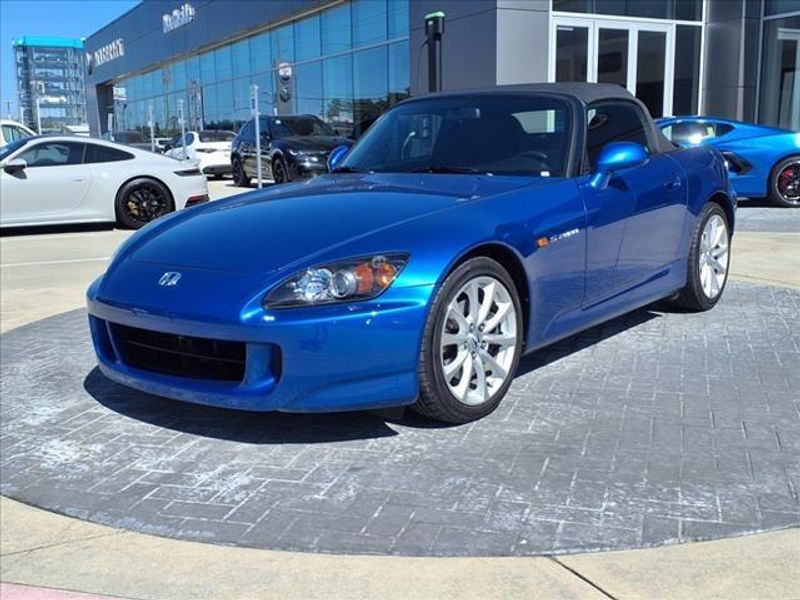 2006 Honda S2000 BaseImage 2