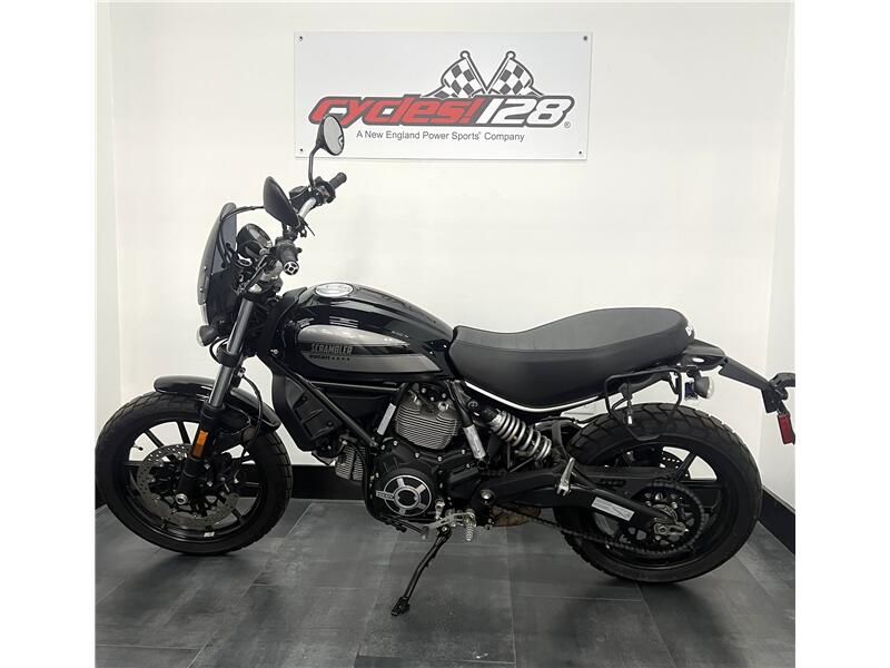 Used 2016 Ducati SCRAMBLER 62 Image 2