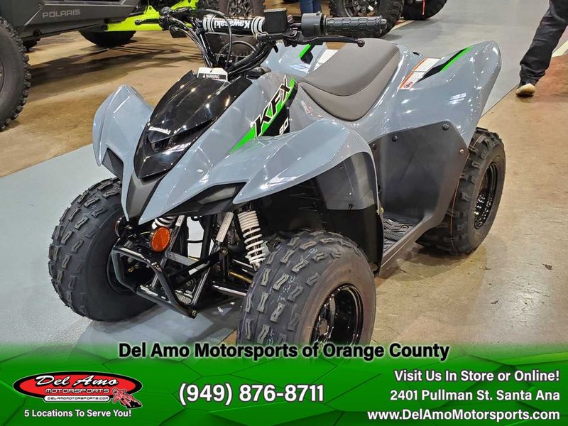 2024 Kawasaki KSF90BRFNL-GY1  in a BATTLE GRAY exterior color. Del Amo Motorsports of Orange County (949) 416-2102 delamomotorsports.com 