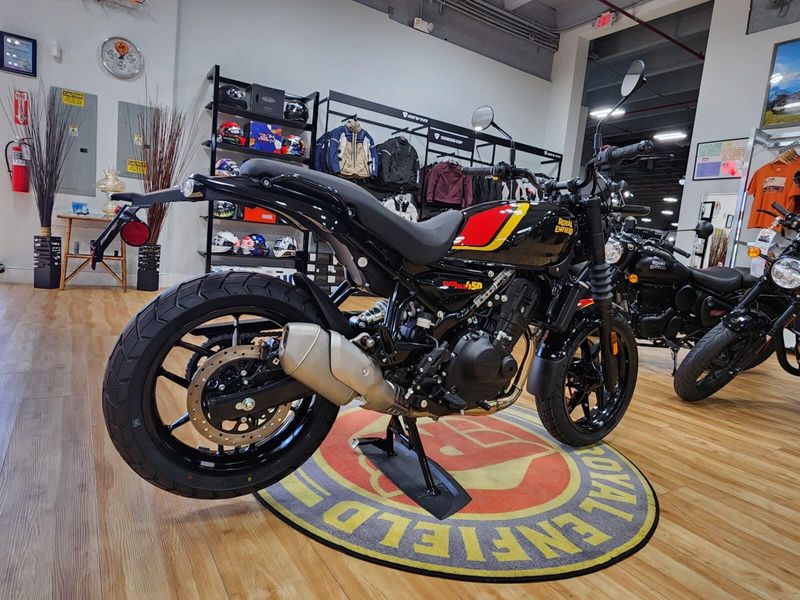 New 2026 Royal Enfield Guerrilla Image 12