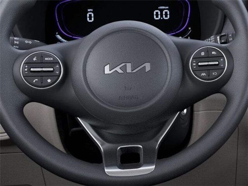 2025 Kia Soul LXImage 22