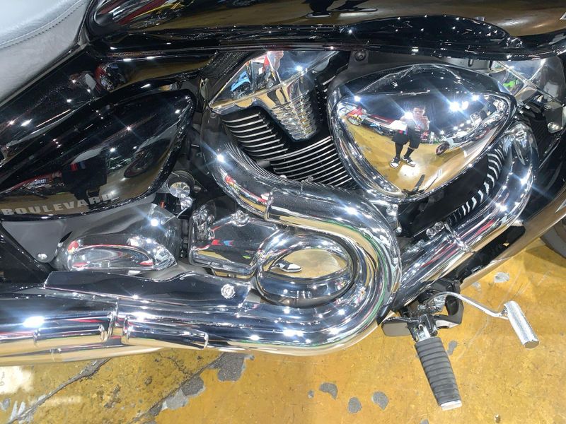 New 2025 Suzuki BOULEVARD M109R Image 22