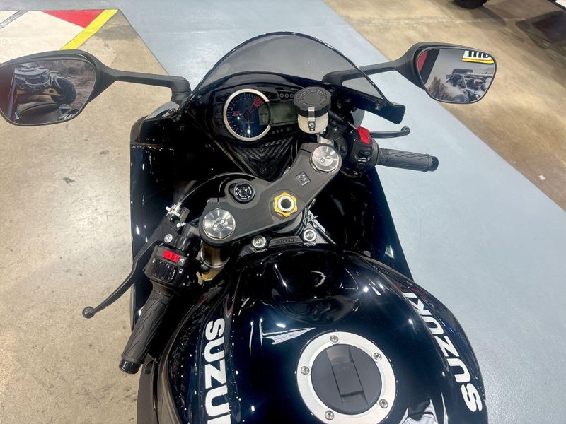 New 2027 Suzuki GSX-R750 Image 14
