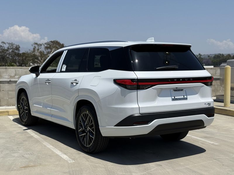 2025 LEXUS TX 350 PremiumImage 10