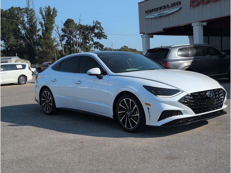 Used 2021 Hyundai Sonata LimitedImage 7