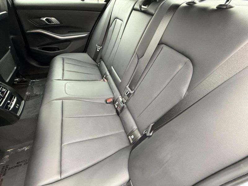 2022 BMW 3 Series 330iImage 29