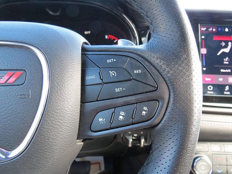 Used 2025 Dodge Durango GT Plus AWD 4dr SUVImage 15