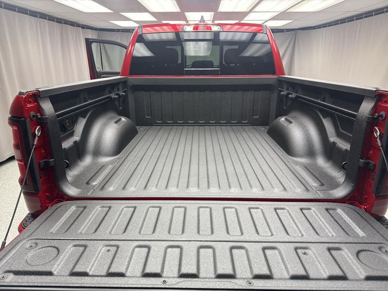 New 2027 RAM 1500 Big Horn Crew Cab 4x4 5