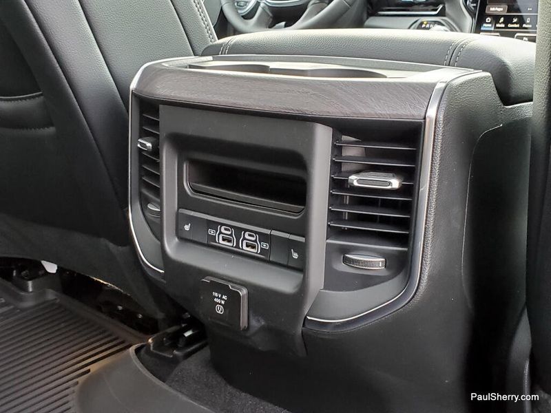 New 2026 RAM 1500 Laramie Crew Cab 4x4 5'7' Box