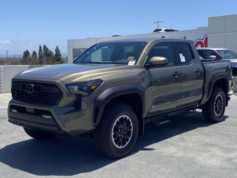 2025 Toyota Tacoma TRD Off RoadImage 4