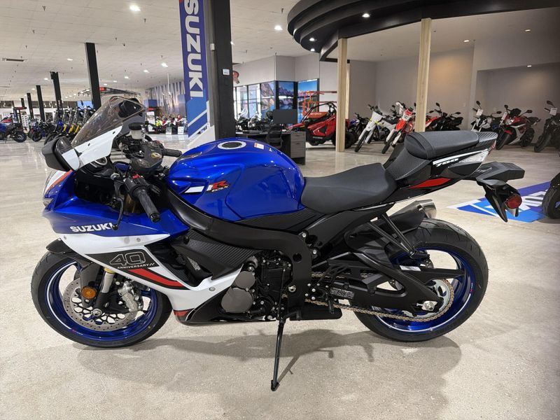 New 2026 Suzuki GSX-R750Z 40TH ANNIVERSARY EDITION Image 14