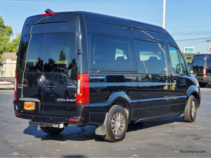 2023 Mercedes-Benz Sprinter 2500 Standard Roof 4-Cyl Diesel HOImage 17