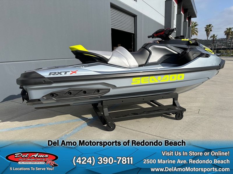 2024 Sea-Doo RXT-X 325 (SOUND SYSTEM) Image 7