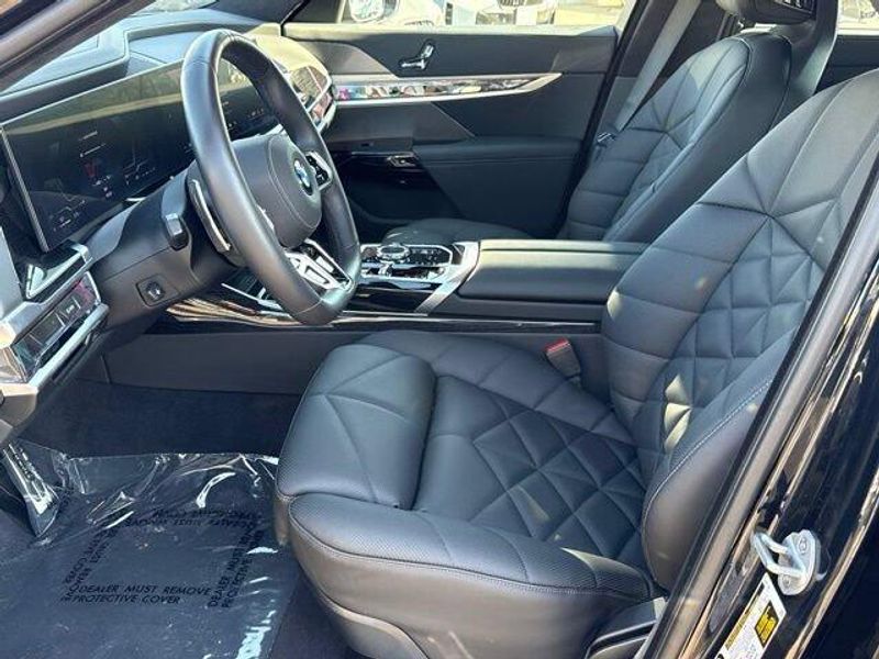 Used 2026 BMW 7 Series 740iImage 19