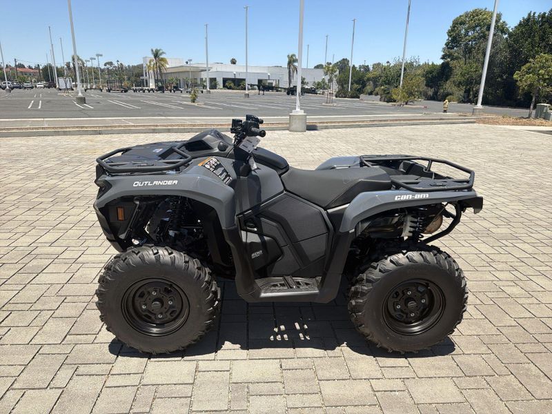 New 2026 Can-Am OUTLANDER 500 Image 14