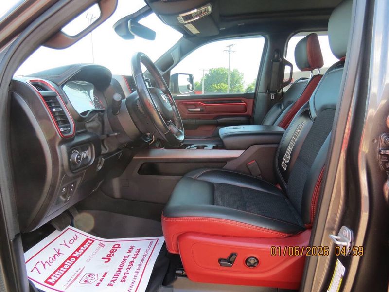 Used 2019 RAM 1500 Rebel 4x4 4dr Crew Cab 5.6 ft. SB PickupImage 7