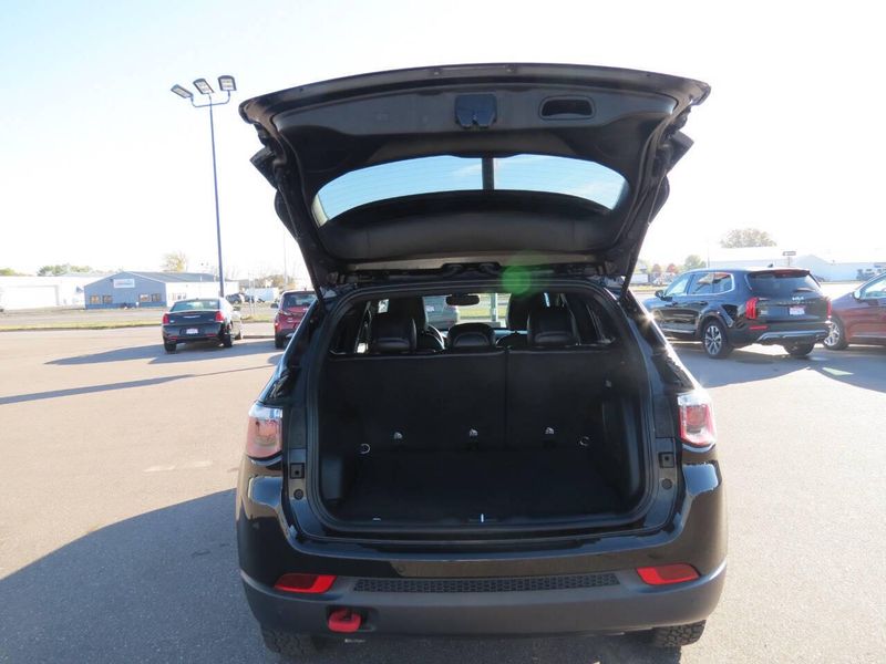 Used 2024 Jeep Compass Trailhawk 4x4 4dr SUVImage 27
