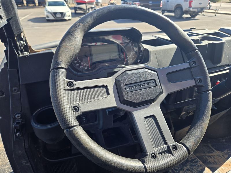 USED 2024 POLARIS RGR CREW XP 1000 TEXAS ED  BRONZE METALLIC TEXAS EDITION  Family PowerSports (877) 886-1997 familypowersports.com 