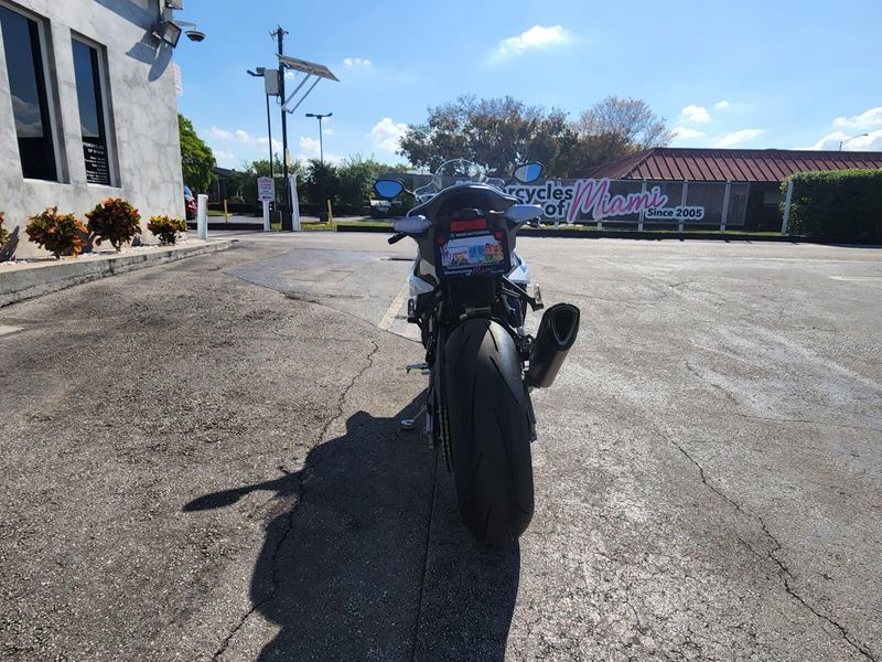 2026 BMW S 1000 RRImage 8