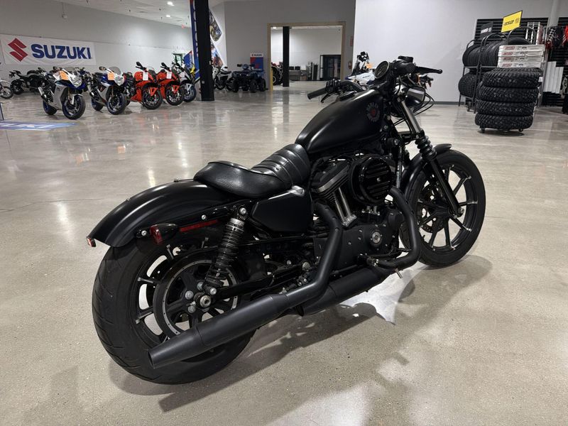 Used 2020 Harley-Davidson SPORTSTER IRON 883 Image 17
