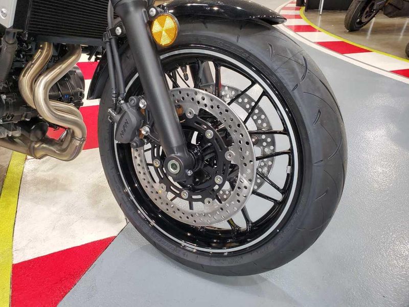 Used 2024 Kawasaki Z650 ABS Image 3